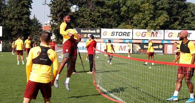 Galatasaray'da Falcao takımdan ayrı çalıştı Galatasaray'da <a class='keyword-sd' href='/falcao/' title='Falcao'>Falcao</a> takımdan ayrı çalıştı