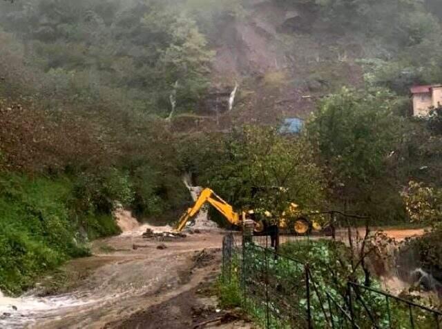 Giresun'da sel sularına kapılan yaşlı adamın cansız bedenine ulaşıldı