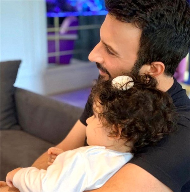 <a class='keyword-sd' href='/liya/' title='Liya'>Liya</a> ile pazar pozu