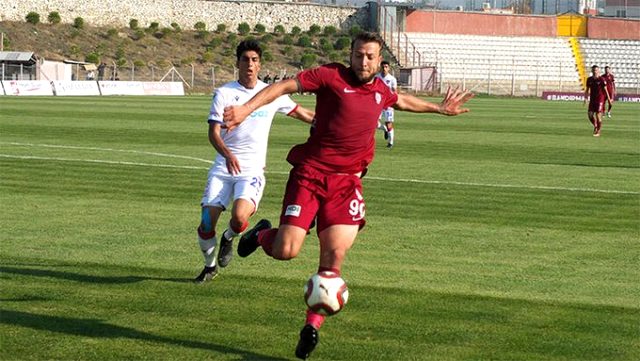 Batuhan Karadeniz 2 gol attı, Bandırmaspor kazandı
