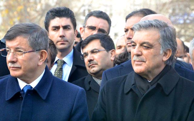 Davutoğlu cephesinden Abdullah Gül cephesine 
