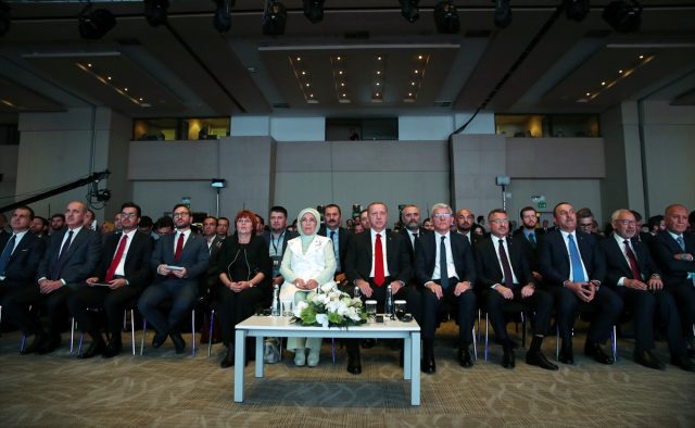 Erdoğan, konuştuğu foruma katılmayanlara sert çıktı: Terörü destekliyorlar