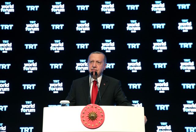 Erdoğan, konuştuğu foruma katılmayanlara sert çıktı: Terörü destekliyorlar