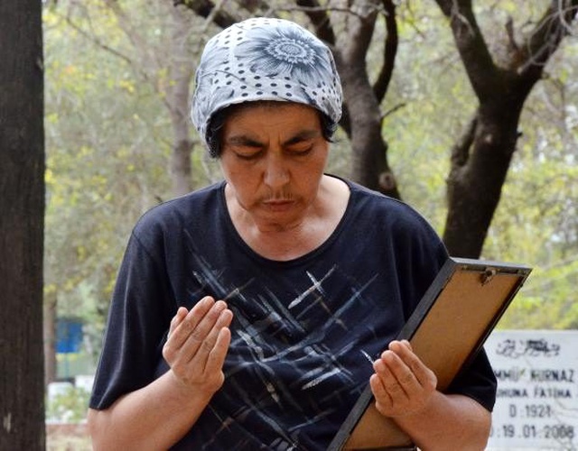 Talihsiz kadın, iki ayda tüm ailesini kaybetti