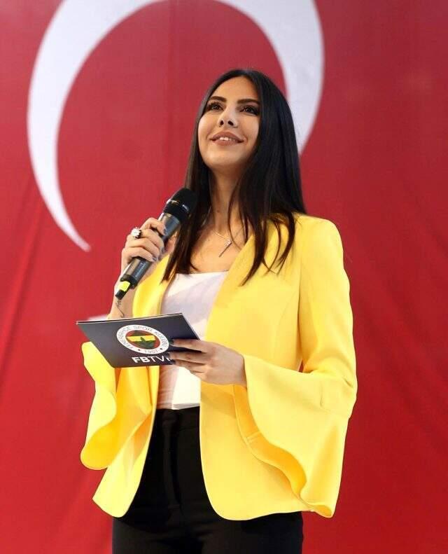 Kan kanserine yakalanan Fenerbahçe TV'nin sunucusu Dilay Kemer Instagram hesabından duyurdu: Dua şov başlasın!