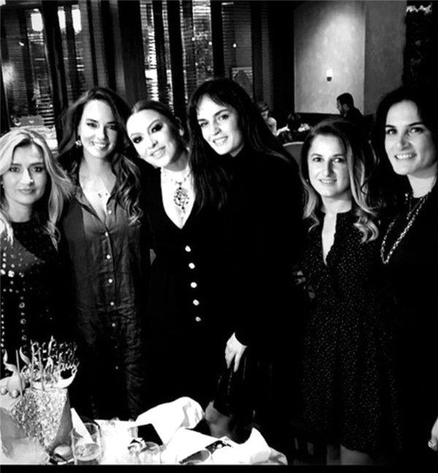 Hadise 34 oldu!