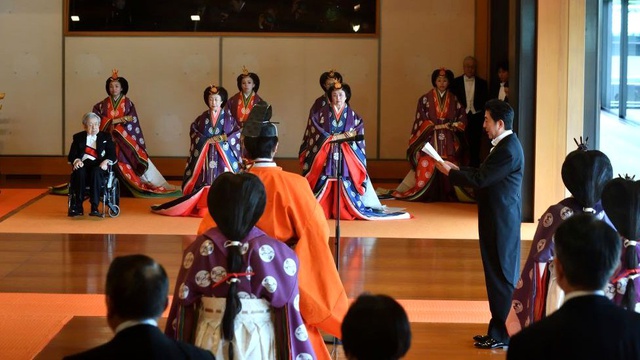 Naruhito: Japonya yeni imparatorun 150 mlyon dolarlık tahta çıkış töreni masraflarını konuşuyor
