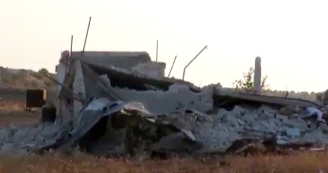 YPG'ye verilen süre başlarken Rus savaş uçakları, İdlib'in güneyini vurdu
