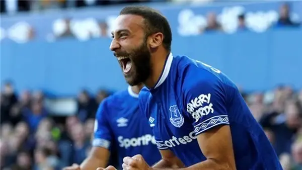 Cenk Tosun'dan müjde: Dönüyorum…