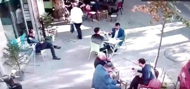 Akılalmaz olay! Eşiyle ilişkisi olan kişiye çıplak fotoğrafla şantaj yaptı, polis kıskıvrak yakaladı