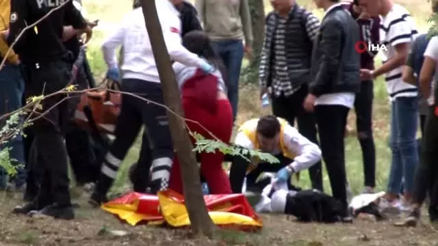 Bakırköy'de öğrenciler arasında 'yan baktın' kavgası: 2 yaralı