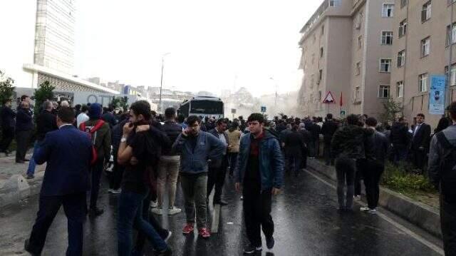 İstanbul'un göbeğinde yıkım gerginliği! Ekipler, biber gazı kullandı