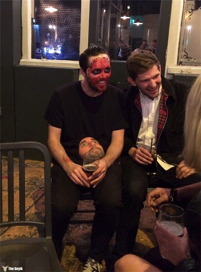 Halloween Kostümü Seçimini Bir Başka Seviyeye Taşıyan 20 Yaratıcı İnsan