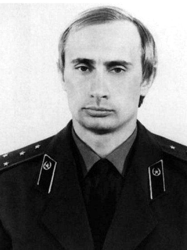 Rus gizli ajansı ilk defa paylaştı! Putin'in KGB'deki dosyası yayınlandı Rus gizli ajansı ilk defa paylaştı! Putin'in KGB'deki dosyası yayınlandı
