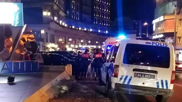 Etiler'de ünlü gece kulübünün sahibi, iş yerinde ölü bulundu Etiler'de ünlü gece kulübünün sahibi, iş yerinde ölü bulundu