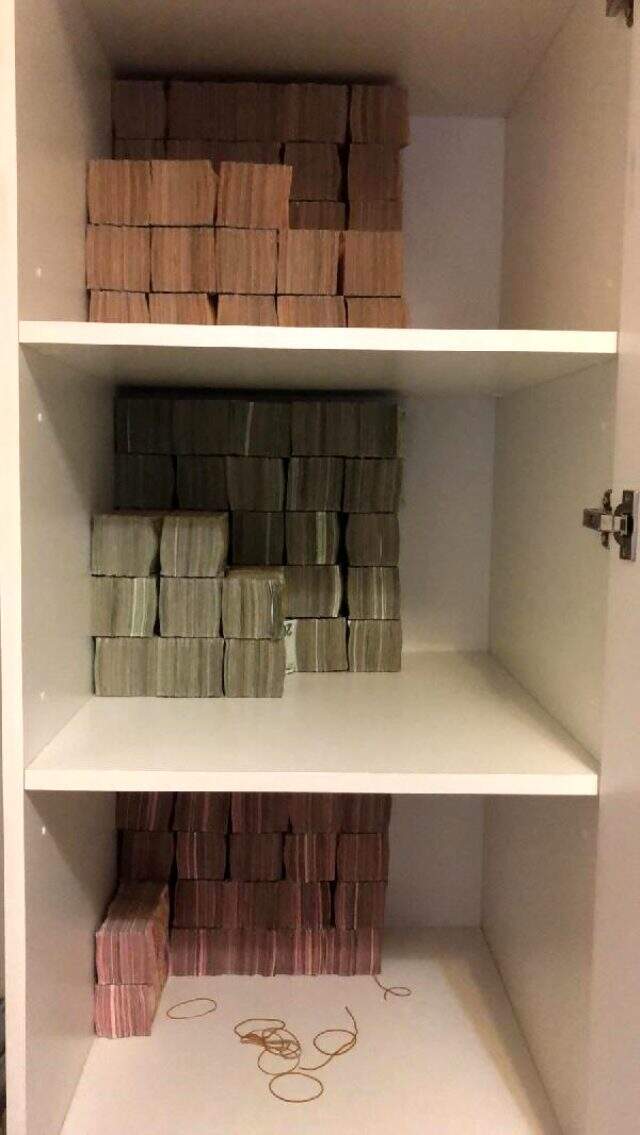 İstanbul'da yasa dışı bahis çetesine operasyon! Dolaptan 3 milyon lira çıktı