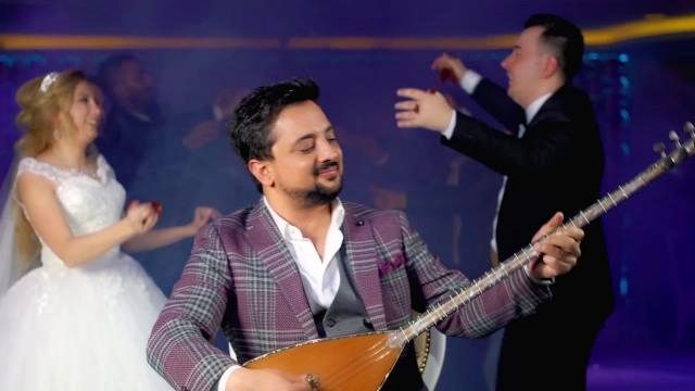 Şarkıcı Ömer Faruk Bostan, Erik Dalı şarkısından dolayı yapımcısıyla mahkemelik oldu