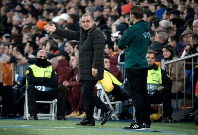 Fatih Terim çılgına döndü: Ne yapıyorsunuz oğlum!