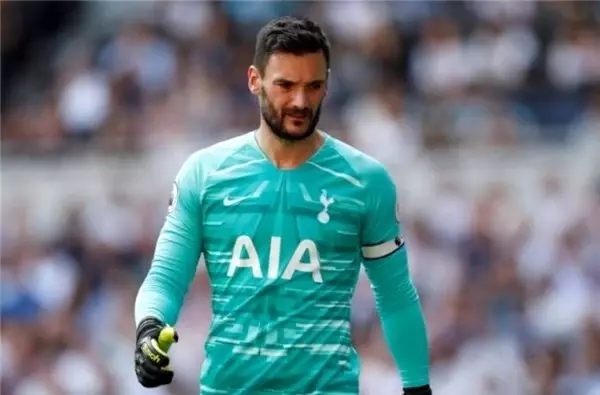 Tottenham'ın Fransız kalecisi Lloris ameliyat edildi