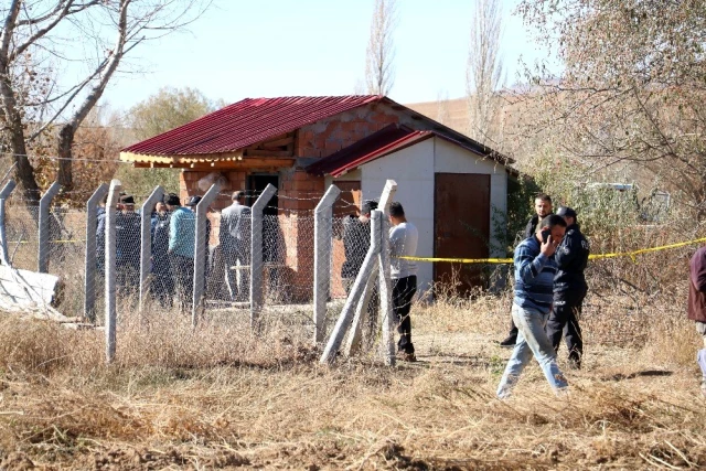 Kayıp vatandaş, boş kulübede tavana asılı halde bulundu