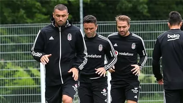 Beşiktaş'tan Burak, Caner ve Gökhan'a şartlı teklif