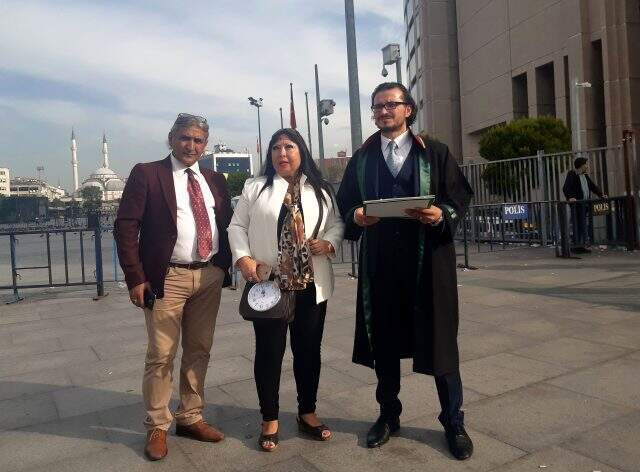 Fatih'te ölü bulunan 4 kardeşin cenazesini ailenin dostu alacak Fatih'te ölü bulunan 4 kardeşin cenazesini ailenin dostu alacak