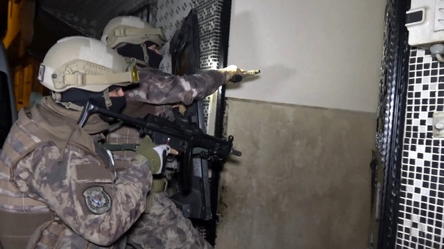 Uyuşturucu operasyonunda yakalanan genç kız: Pişman değilim