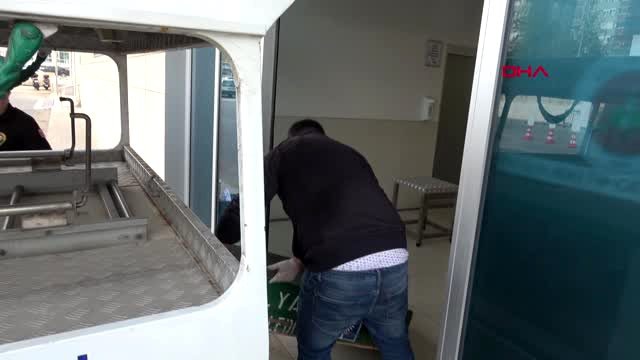 Ölen eşinin üzerini uyuyor diye örtüp, 2 gün cansız bedeniyle kaldı