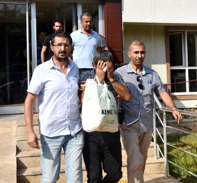 Eşini 21 yerinden bıçaklayan kocadan şaşkınlık yaratan ifade: Bıçağın ucuyla öldürmek amacı olmaksızın vurdum Eski eşini 21 yerinden bıçaklayan kocadan şaşkınlık yaratan ifade: Bıçağın ucuyla öldürmek amacı olmaksızın vurdum