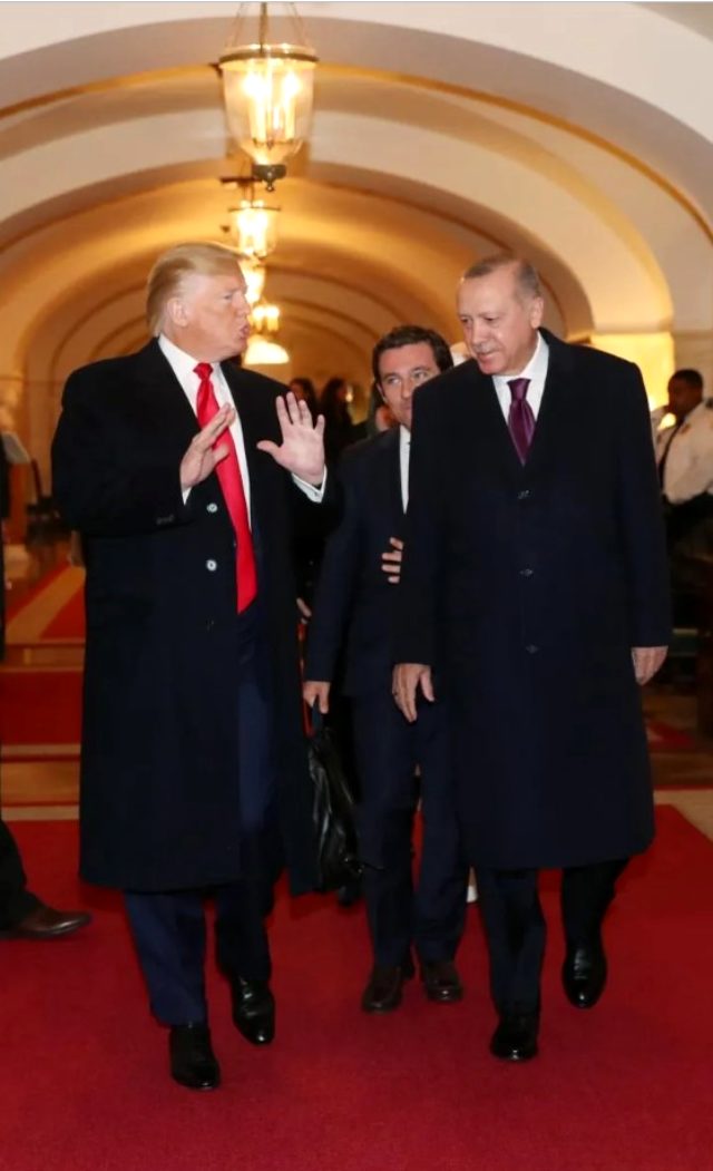 Azil soruşturmasını soran gazeteciye Trump'ın yanıtı şaşırttı: Erdoğan ile görüşmem azil soruşturmasından daha önemli