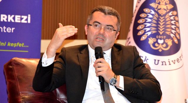Erzurum Valisi Memiş: Futbolcu olacaktım, öğretmenin şaplağı ile vali oldum