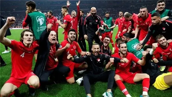 9 futbolcu A Milli Takım kadrosundan çıkarıldı