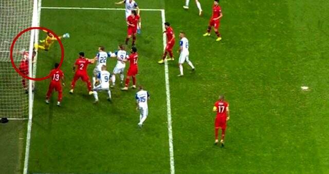 Çağlar Söyüncü, Merih'in çizgiden çıkardığı pozisyonu anlattı: Vatanı korur gibi elimizden geldiğince yapmaya çalıştık Çağlar Söyüncü, Merih'in çizgiden çıkardığı pozisyonu anlattı: Vatanı korur gibi elimizden geldiğince yapmaya çalıştık