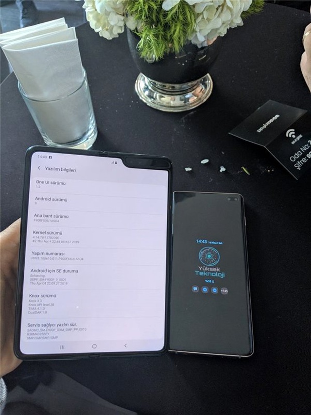 Göz Alıcı Samsung Galaxy Fold Türkiye'de Tanıtıldı
