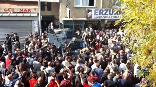 Pendik'te 3 kişiyi öldüren saldırgan, linç edilmek istendi