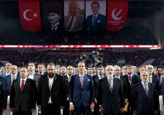 Fatih Erbakan Büyük Kongre'de konuştu: Siyaset ezilenlerin haklarını korumak için yapılırsa ibadet olur