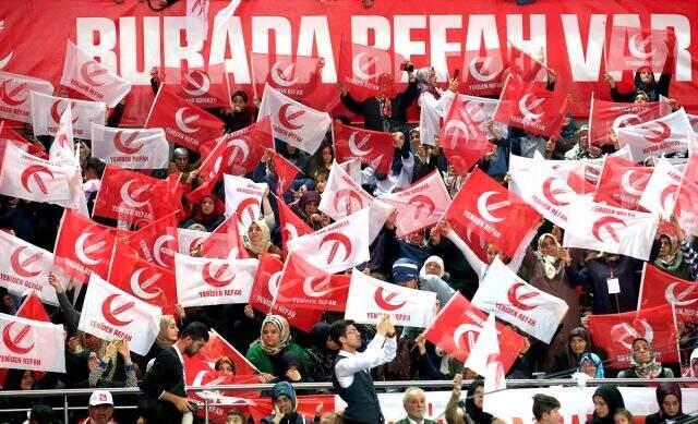 Fatih Erbakan Büyük Kongre'de konuştu: Siyaset ezilenlerin haklarını korumak için yapılırsa ibadet olur