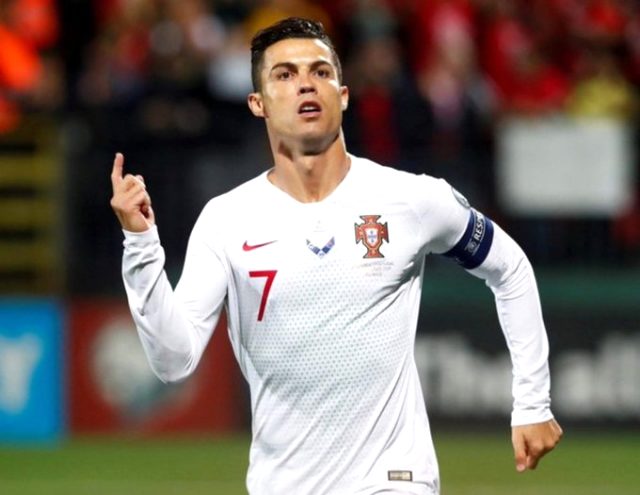 Ronaldo attı, Portekiz EURO 2020 biletini kaptı