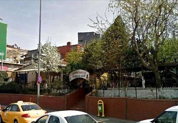 İzmir Büyükşehir Belediyesi, 60 yıl önce aldığı Beyoğlu'ndaki arsasını satacak