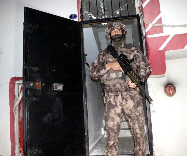 Gaziantep'te 1720 polisle 24 saat süren uyuşturucu operasyonu yapılıyor!