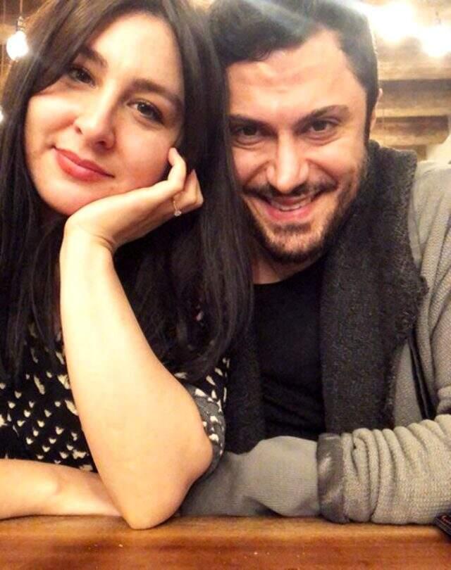Oyuncu Yasemin Sakallıoğlu ve nişanlısı Burak Yırtar ayrıldı