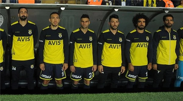  <a class='keyword-sd' href='/fenerbahce/' title='Fenerbahçe'>Fenerbahçe</a>'ye transfer teklifi yağıyor!