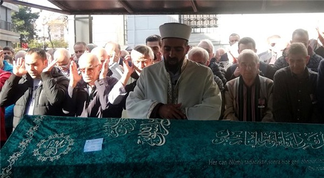 Usta gazeteci Celal Demirbilek son yolculuğuna uğurlandı