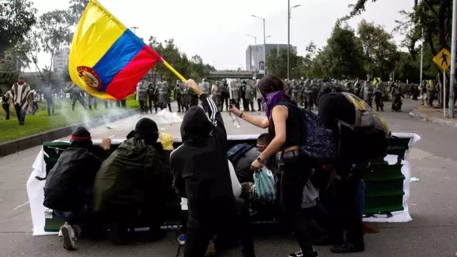 Kolombiya'da yüz binlerce kişi hükümet karşıtı gösteriler için sokaklarda: 4 başlıkta protestoların...