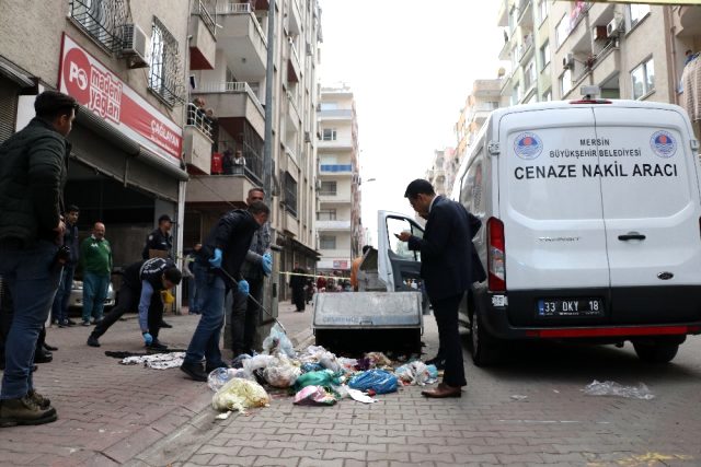 Mersin'de çöp konteynırında yeni doğmuş bir bebek cesedi bulundu. Korkunç olay! Çöp konteynırında bebek cesedi bulundu