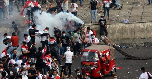 Irak'taki protestolarda kanlı gece: 7 ölü Irak'taki protestolarda sokaklar kana bulandı: 7 ölü