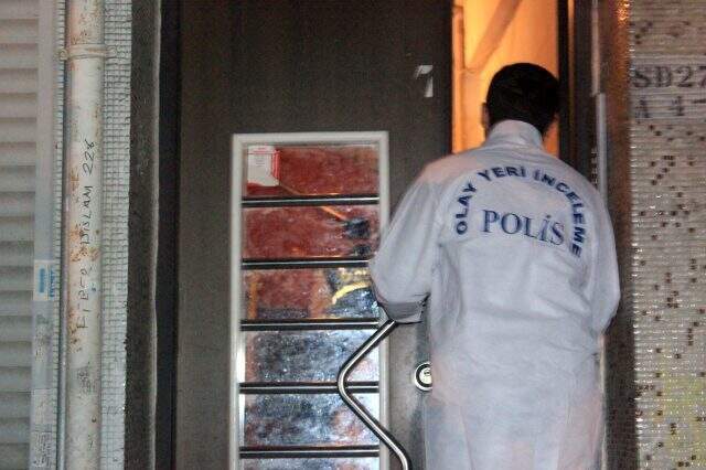 Yabancı uyruklu kadın uyuyan kocasını baltayla öldürdü Yabancı uyruklu kadın, uyuyan kocasını baltayla öldürdü