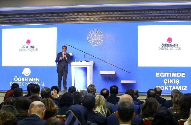 Bakan Selçuk'tan öğretmenlere müjdeli haber: Her ilçeye öğretmen destek noktası açılacak Bakan Selçuk'tan öğretmenlere müjdeli haber: Her ilçeye öğretmen destek noktası açılacak