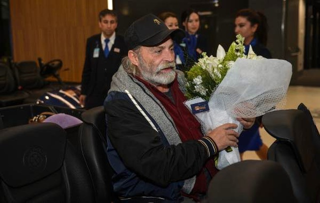 Emmy Ödüllü Haluk Bilginer İstanbul'a döndü