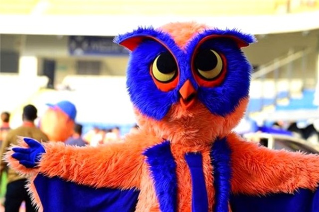 Başakşehir'in maskotu SuperOwl rakibini bekliyor